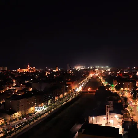 Apartment -malagasunapts-urbansky Crazy Views