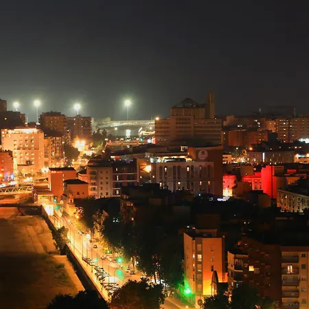 -malagasunapts-urbansky Crazy Views
